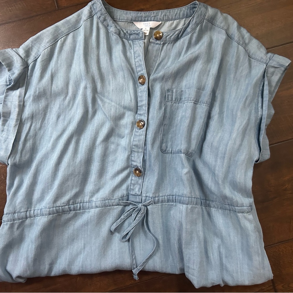 Time and Tru Blue Short Sleeve Button Down Blouse